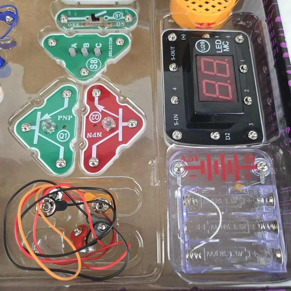 Elenco Snap Circuits Arcade Electronics Kit Complete Tested Working SCA-200